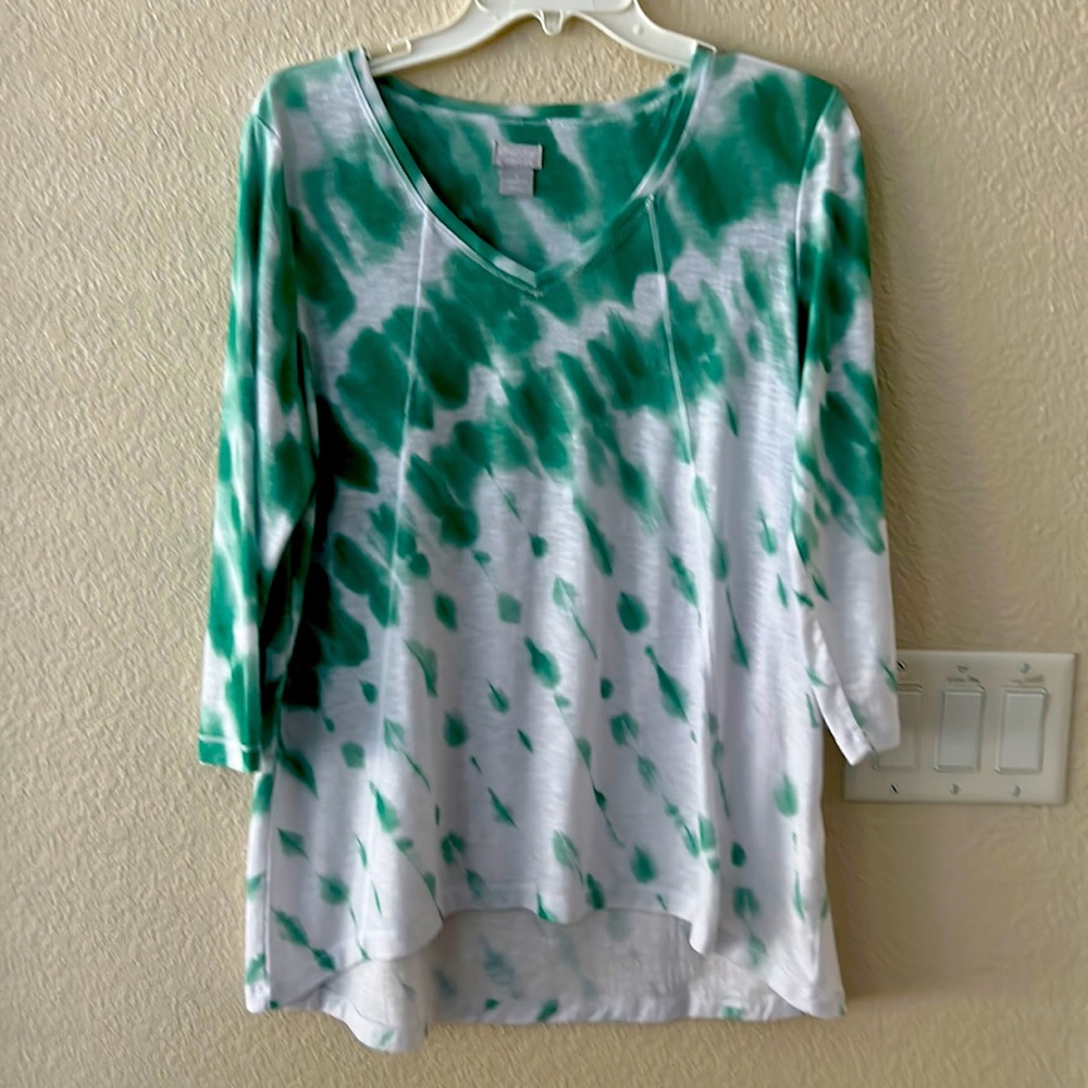 Chicos Zenergy size1 (8/10) green multi colored top exc cond